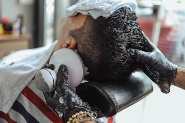 Corte + Barba + Cejas + Mascarilla